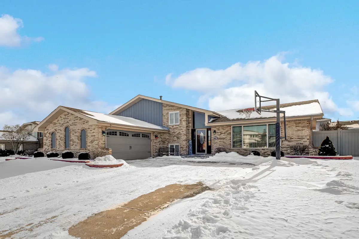 9001 Poplar Street, Tinley Park, IL 60487 - Image #1