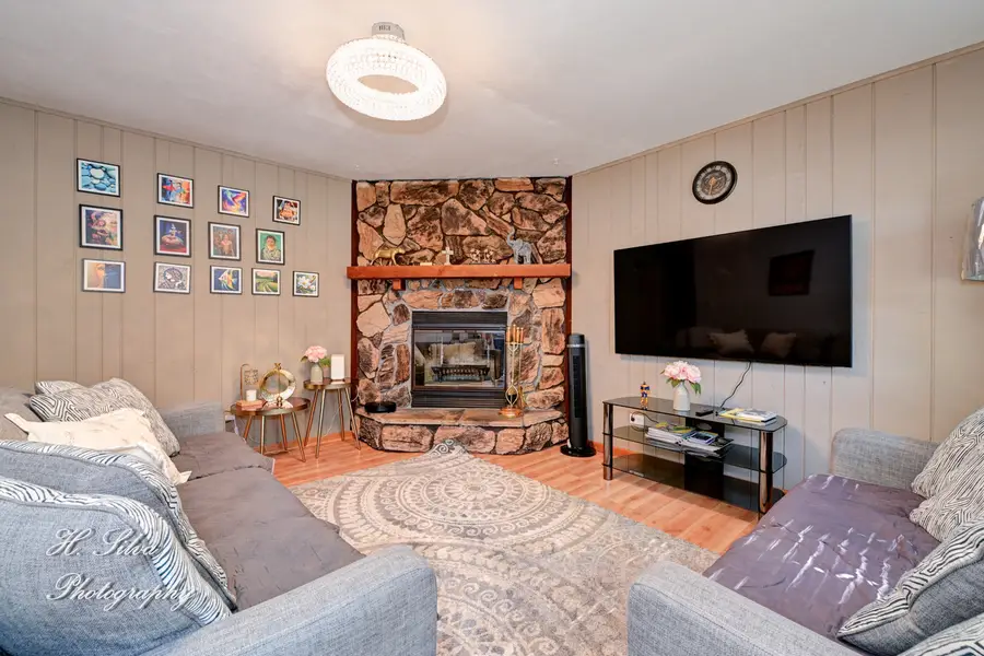 117 Marryat Place, Streamwood, IL 60107 - Image #3