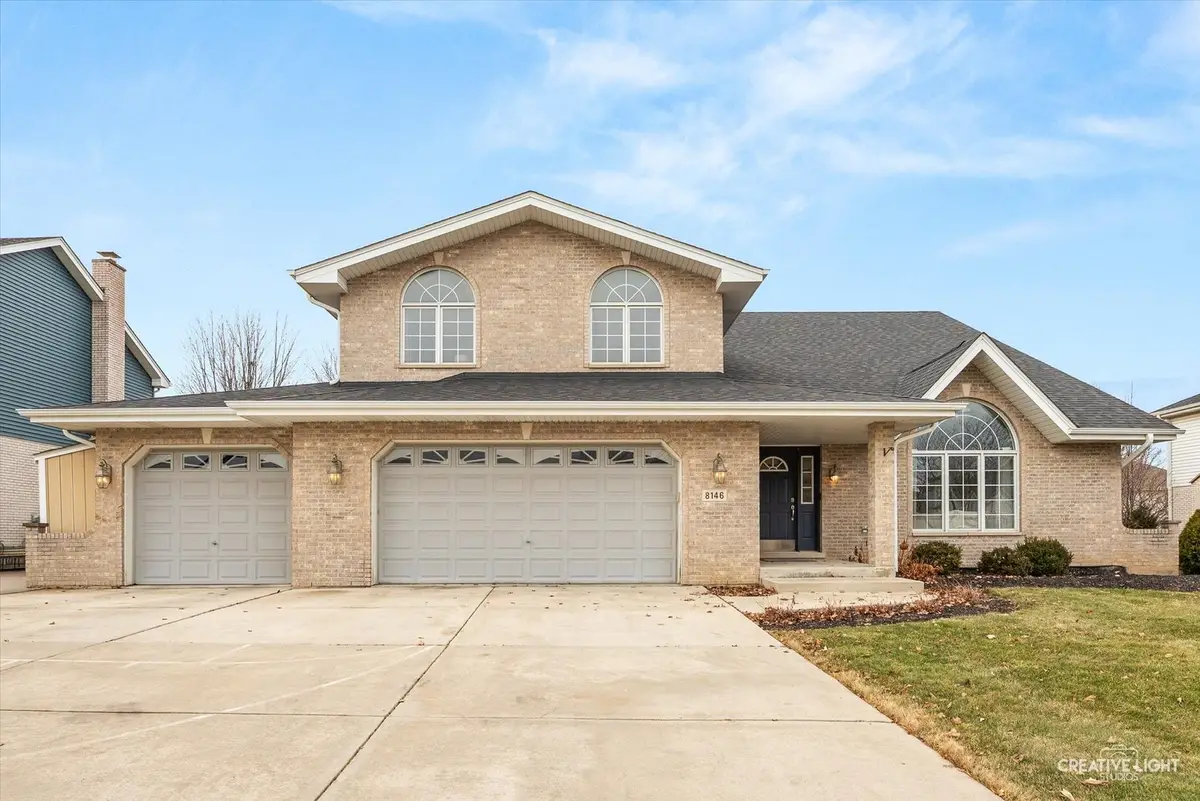 8146 Hampton Drive, Woodridge, IL 60517 - #1