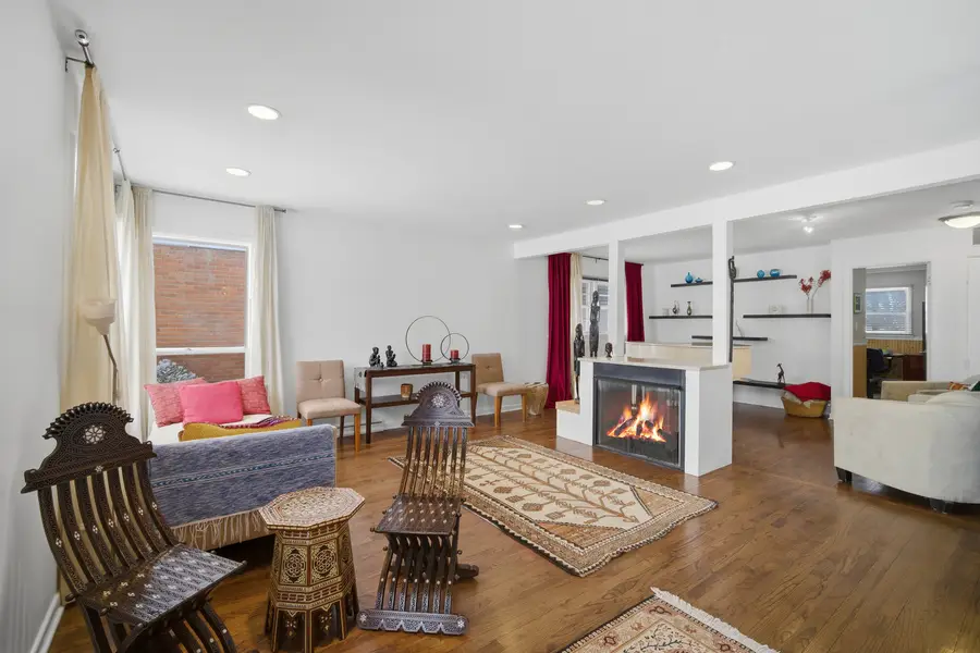 1041 Cedar Lane, Northbrook, IL 60062 - #3