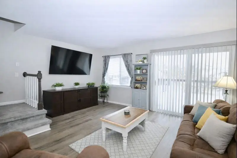 1716 Pine Street, McHenry, IL 60051 - #3