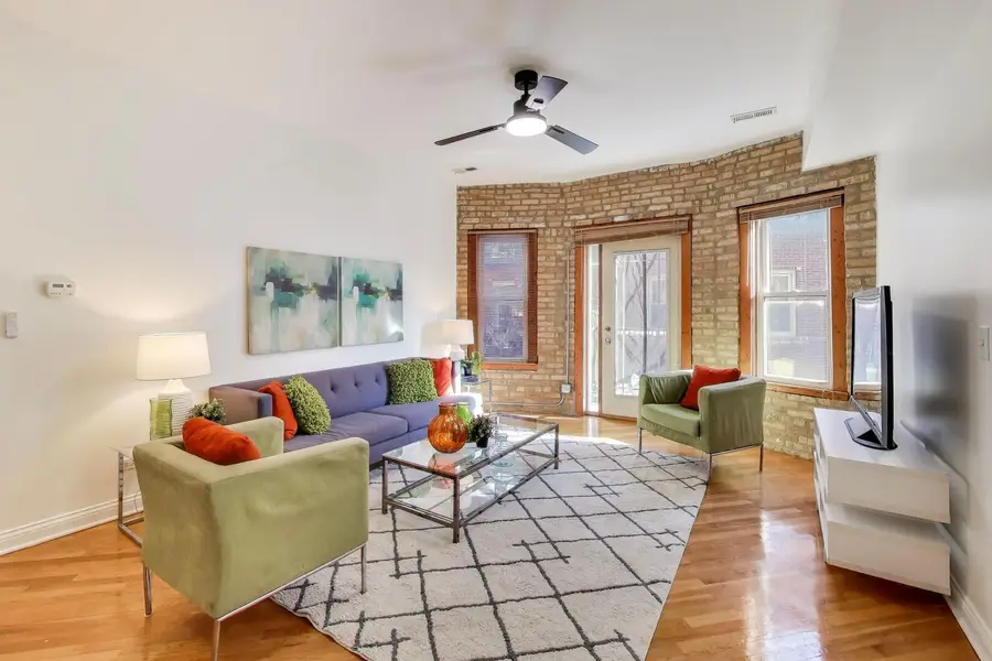 1340 W Greenleaf Avenue #2C, Chicago, IL 60626 - #3