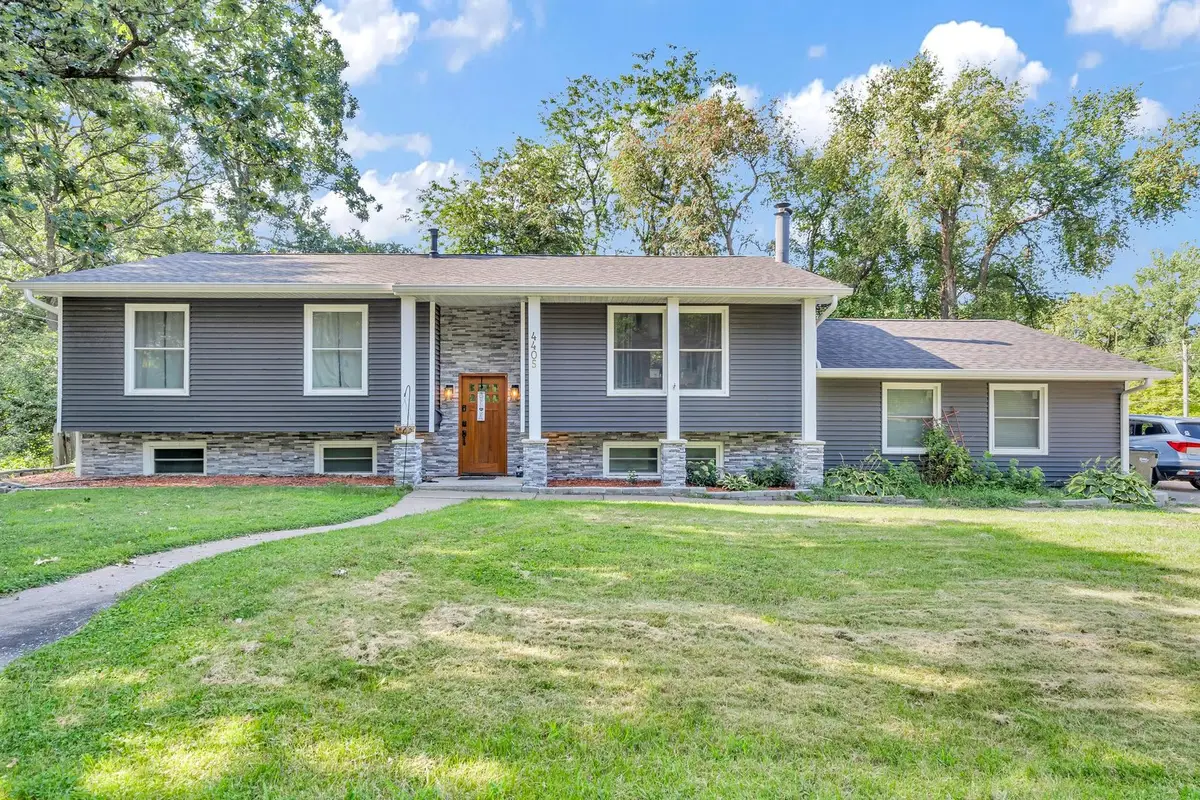 4405 Canterbury Lane, Davenport, IA 52806 - #1