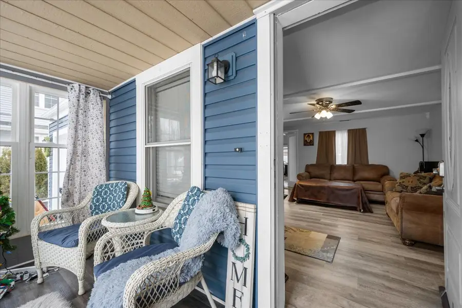 207 Second Street, Elgin, IL 60123 - #3