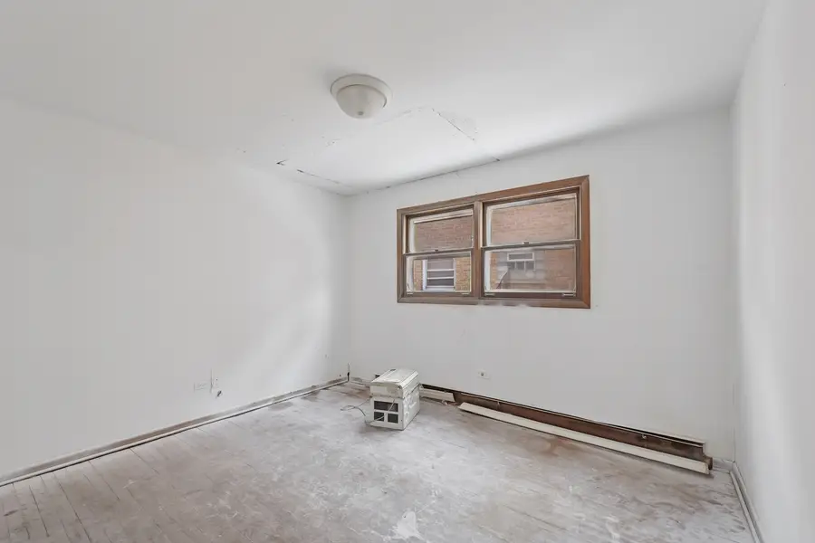 387 Madison Avenue, Calumet City, IL 60409 - #3