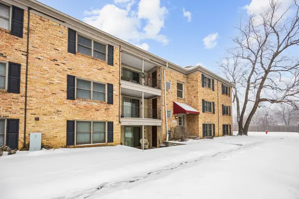 1724 Fayette Walk #J, Hoffman Estates, IL 60169