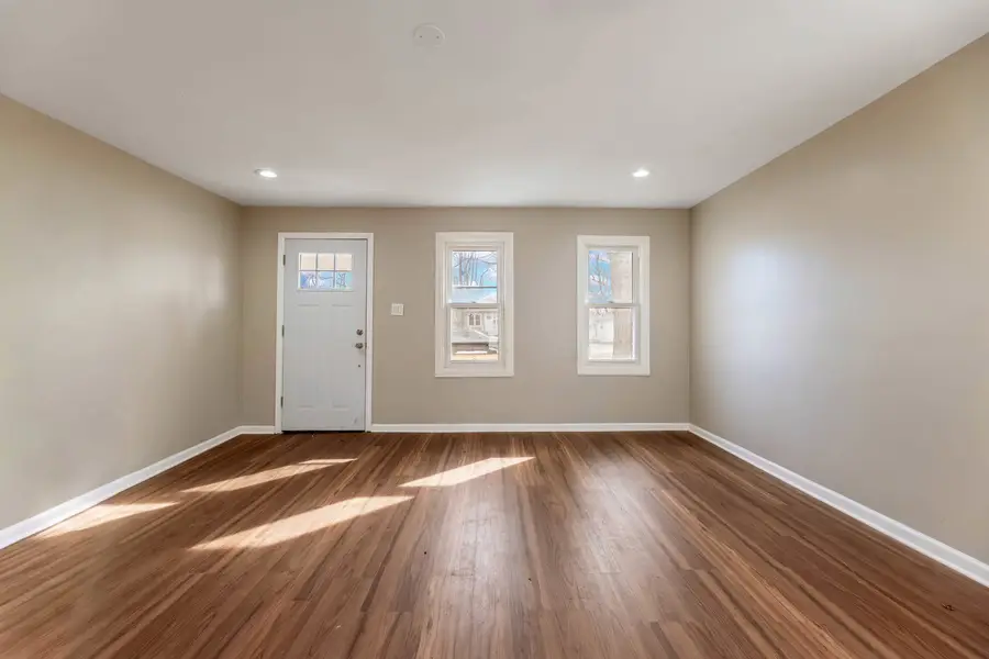 38 N Rebecca Street, Glenwood, IL 60425 - #3