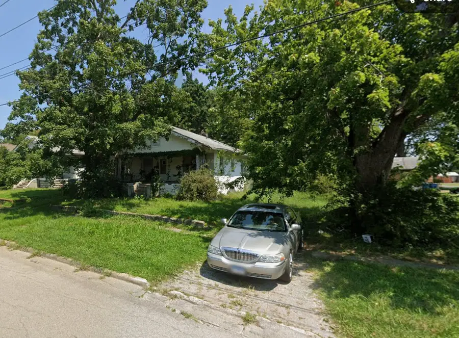 724 S 18th Street, Mount Vernon, IL 62864 - #3