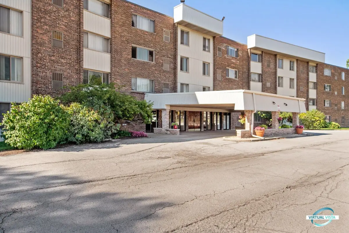 841 N York Street #202, Elmhurst, IL 60126 - #1