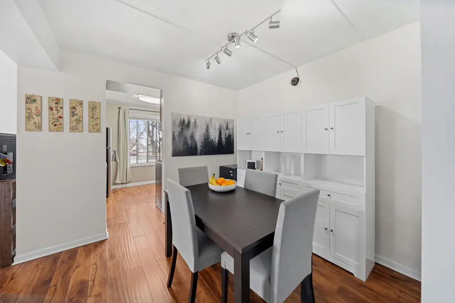 841 N York Street #202, Elmhurst, IL 60126 - #2