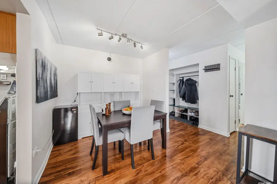 841 N York Street #202, Elmhurst, IL 60126 - #3