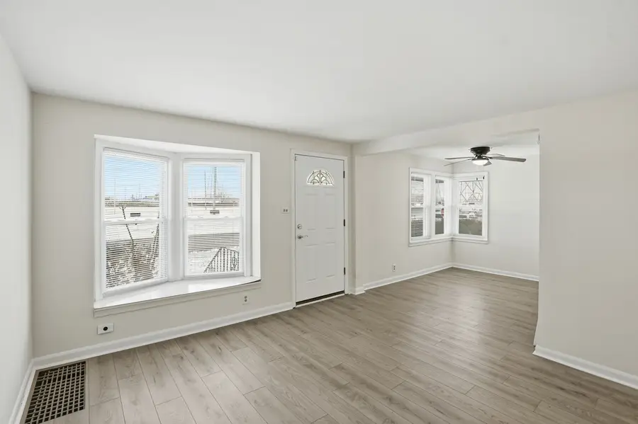 11056 S State Line Road, Chicago, IL 60617 - #3