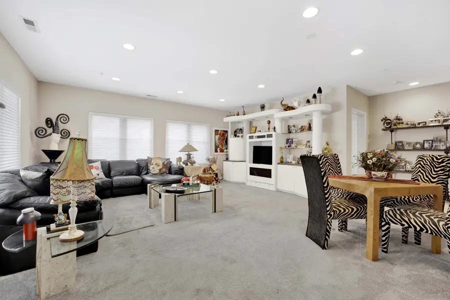 800 Weidner Road #208, Buffalo Grove, IL 60089 - #3