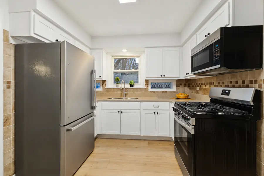 468 Joyce Court, South Holland, IL 60473 - #3