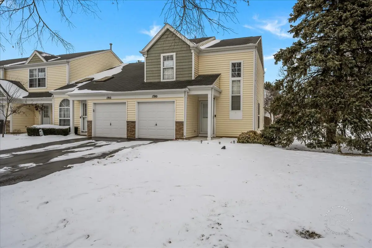 1780 College Green Drive, Elgin, IL 60123 - Image #1