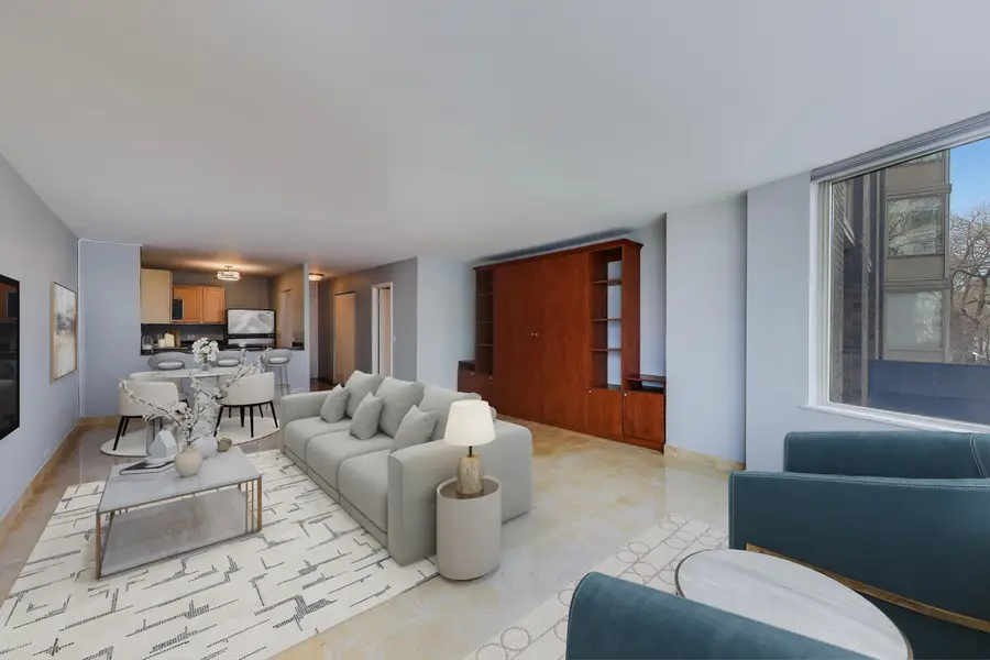 525 W Hawthorne Place #206, Chicago, IL 60657 - Image #3
