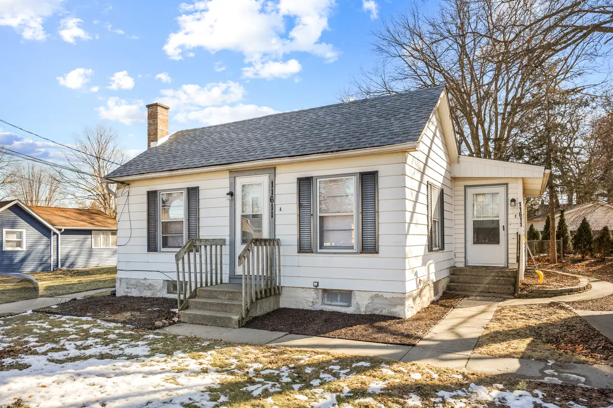 11611 Main Street, Huntley, IL 60142 - #1