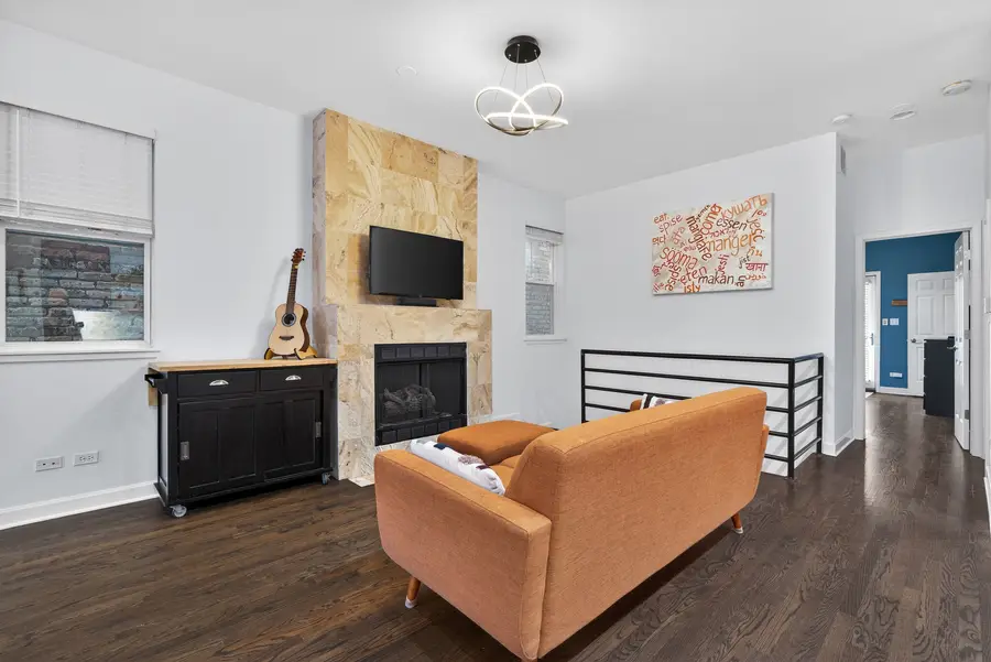 2343 N Leavitt Street #1, Chicago, IL 60647 - Image #2