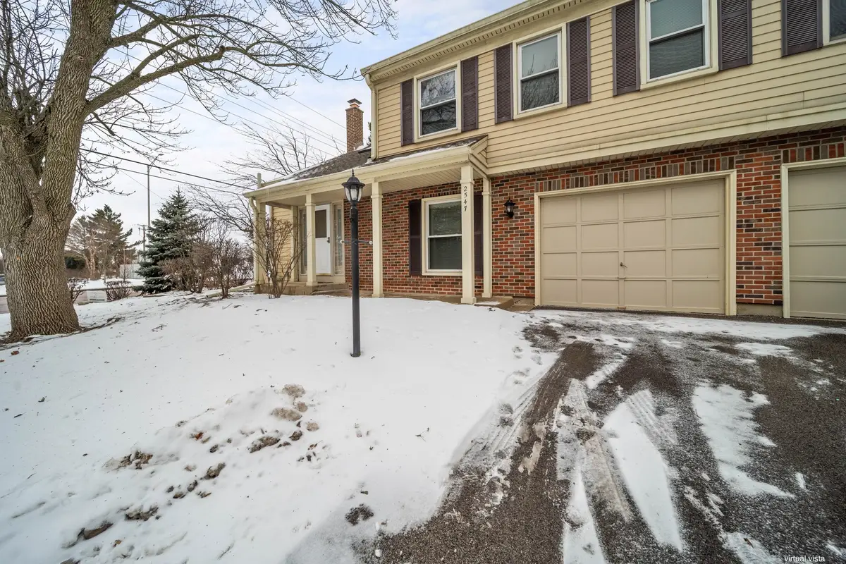 2547 College Hill Circle, Schaumburg, IL 60173 - Image #1