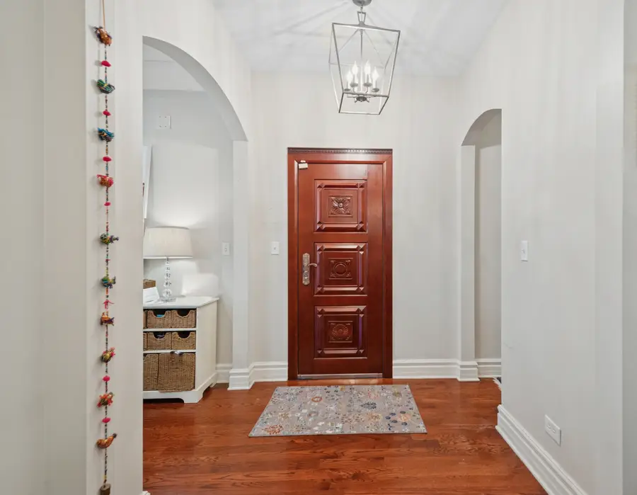 840 E 52nd Street #1E, Chicago, IL 60615 - #2