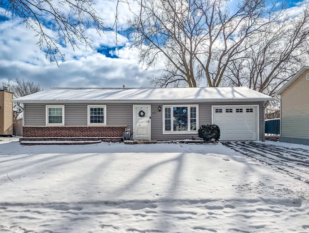 811 Beech Drive, Bolingbrook, IL 60440 - Image #1