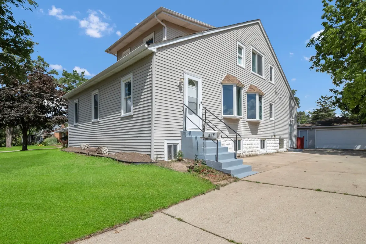 235 N Ardmore Avenue, Villa Park, IL 60181 - Image #1