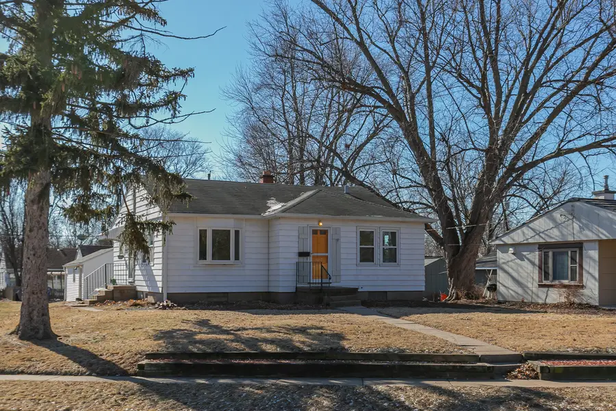 1117 Mississippi Boulevard, Bettendorf, IA 52722 - Image #2