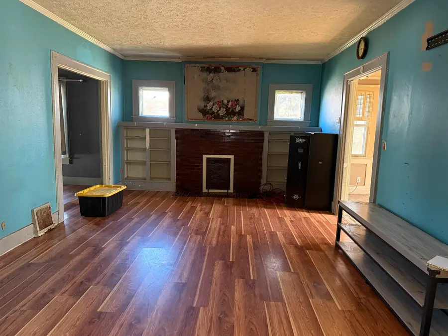 210 W Lincoln Street, Harrisburg, IL 62946 - #3