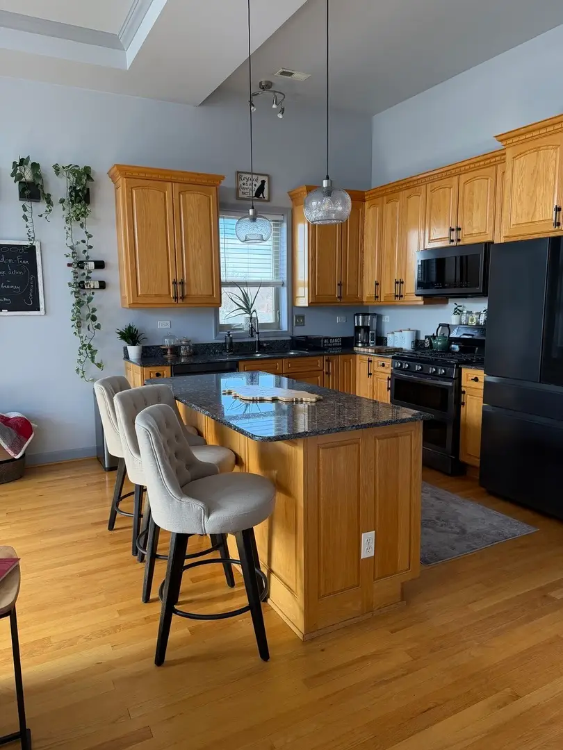 3446 W Bryn Mawr Avenue #3, Chicago, IL 60659 - Image #3