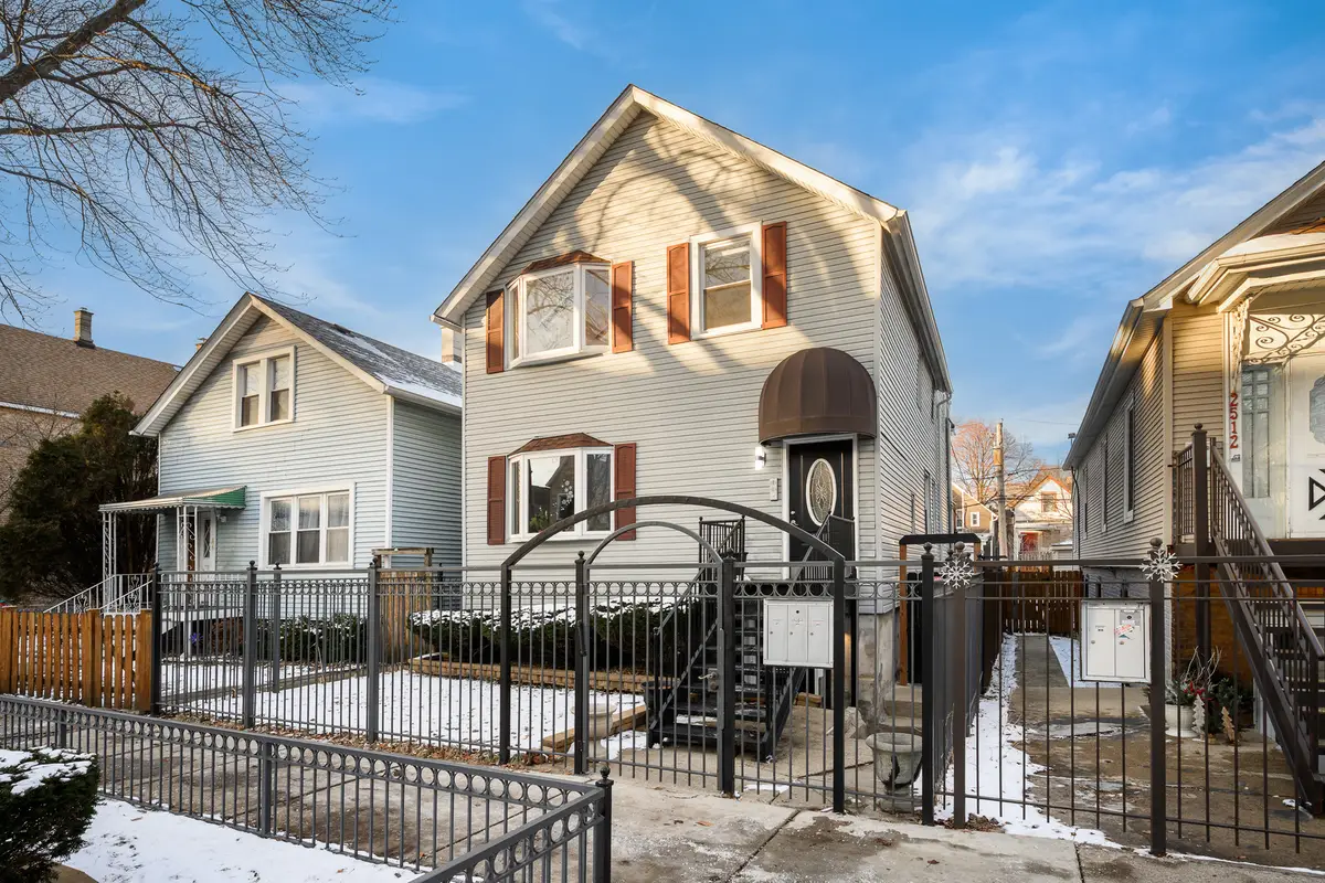 2516 W Lyndale Street, Chicago, IL 60647 - Image #1