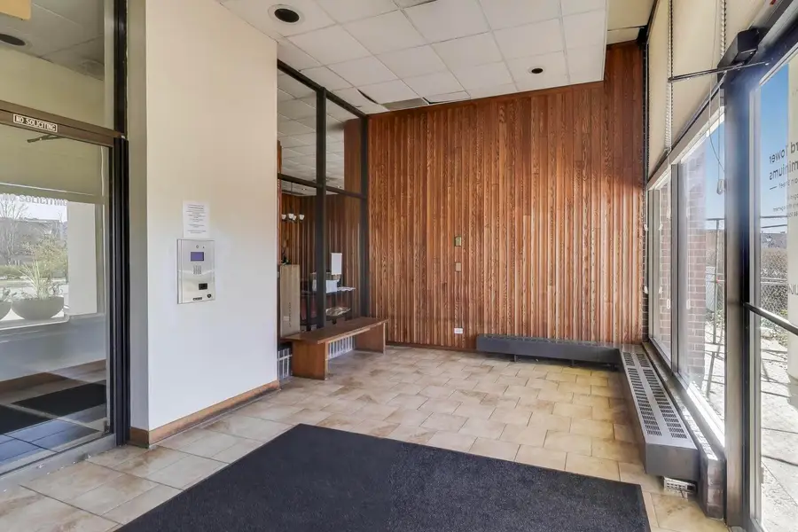 33 N Main Street #3C, Lombard, IL 60148 - Image #3