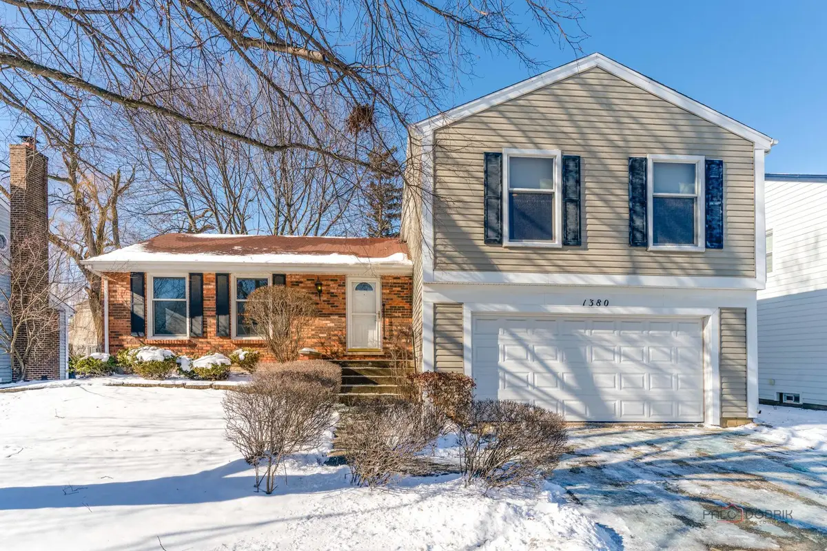1380 Larchmont Drive, Buffalo Grove, IL 60089 - #1