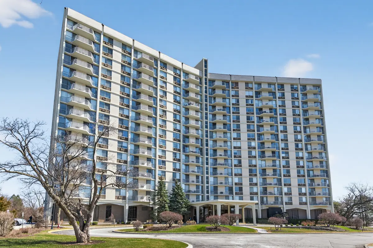 40 N Tower Road #9K, Oak Brook, IL 60523 - #1