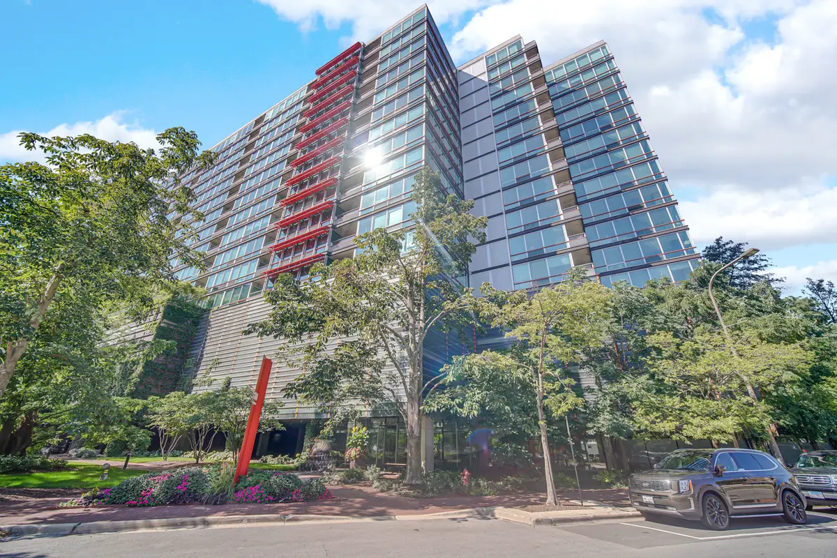 800 Elgin Road #1210, Evanston, IL 60201 - Image #1