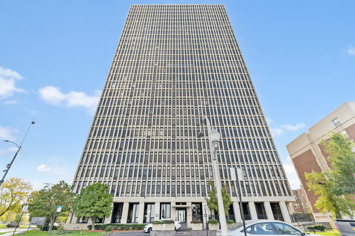 6700 S South Shore Drive #24E, Chicago, IL 60649 - Image #1