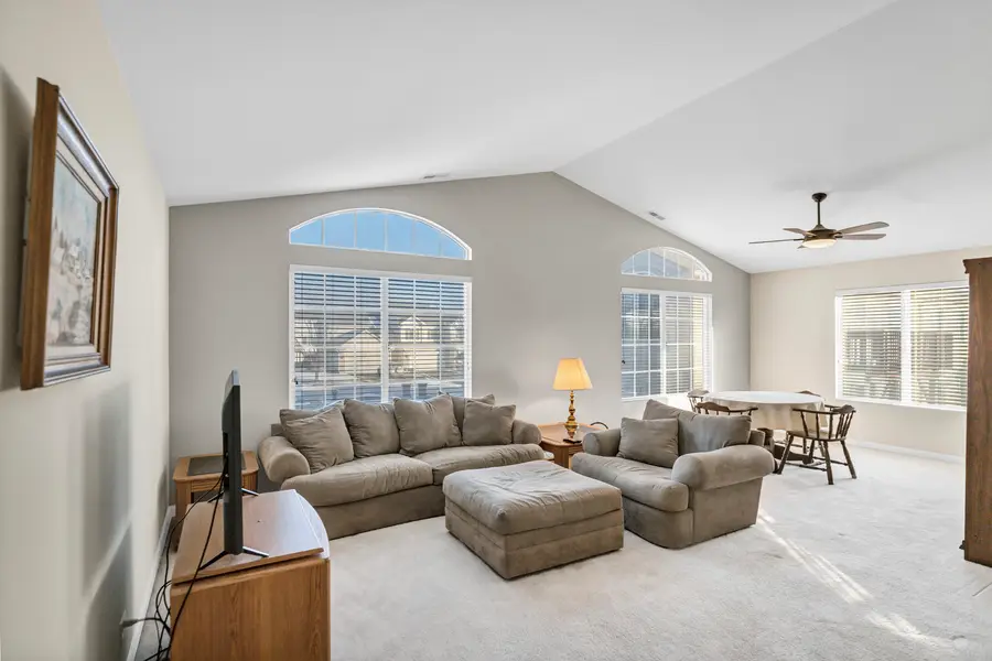 1633 Fredericksburg Lane #1633, Aurora, IL 60503 - Image #3