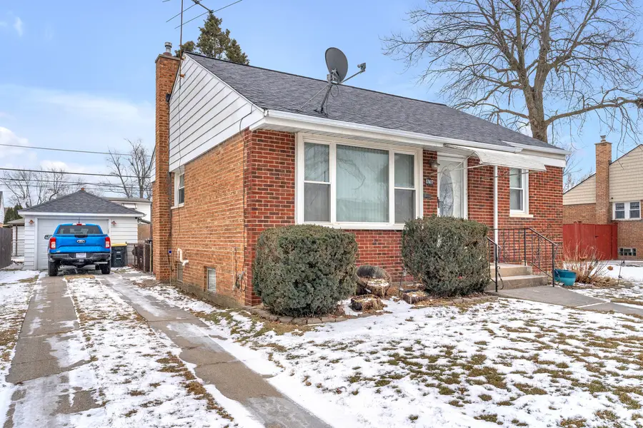 17617 Burnham Avenue, Thornton, IL 60476 - #2