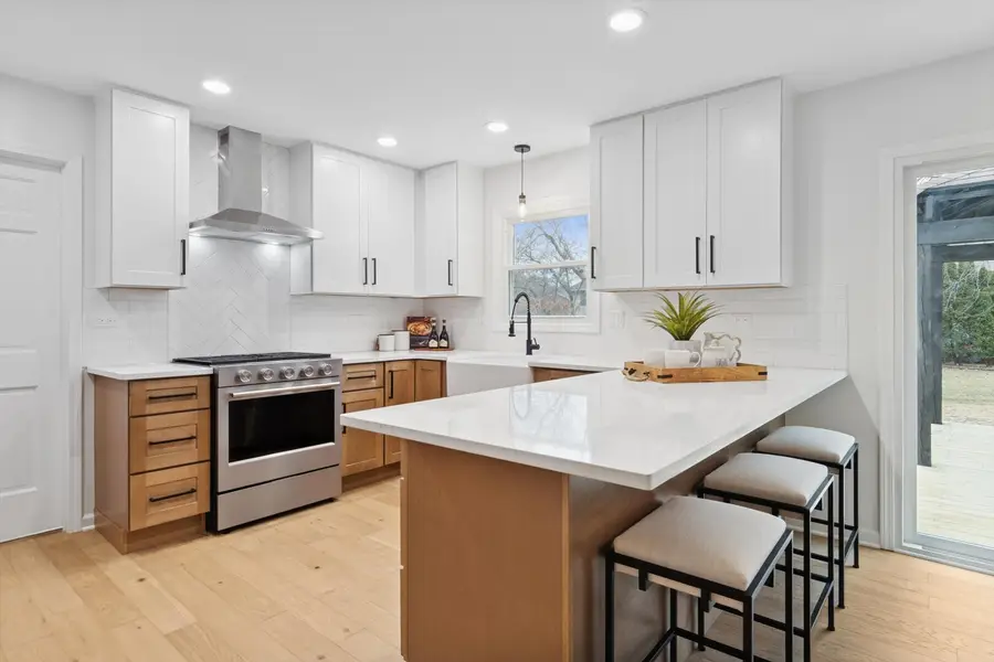 731 S River Road, Naperville, IL 60540 - #2