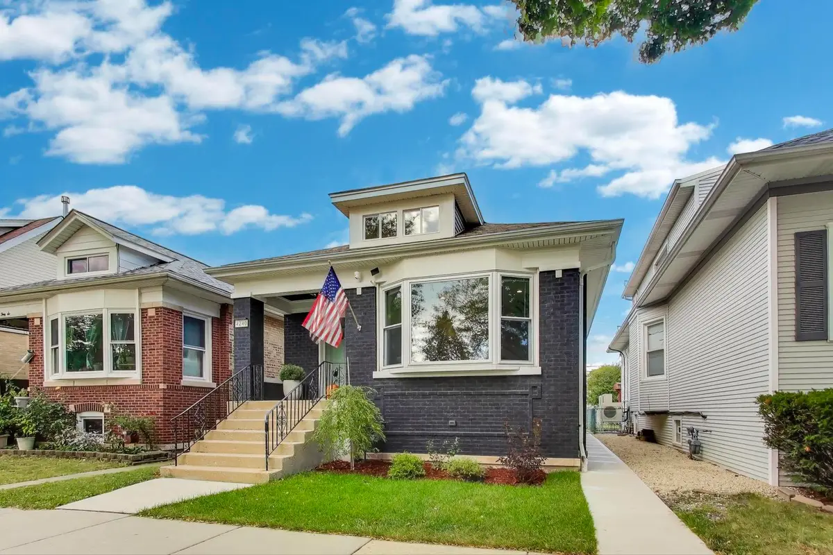 4240 N Mcvicker Avenue, Chicago, IL 60634 - #1