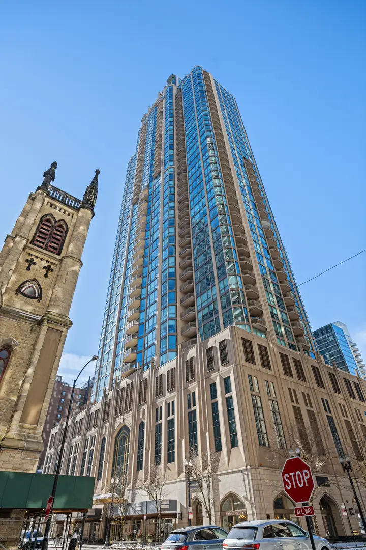 21 E Huron Street #3601, Chicago, IL 60611 - #1