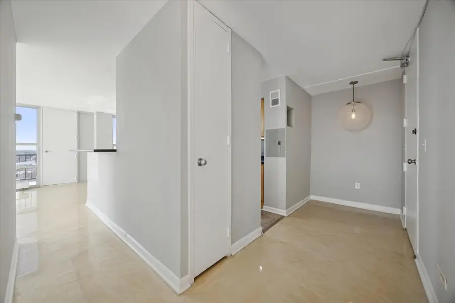 6730 S South Shore Drive #1604, Chicago, IL 60649 - Image #2