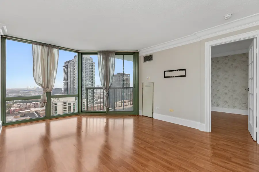 111 W Maple Street #2210, Chicago, IL 60610 - Image #2