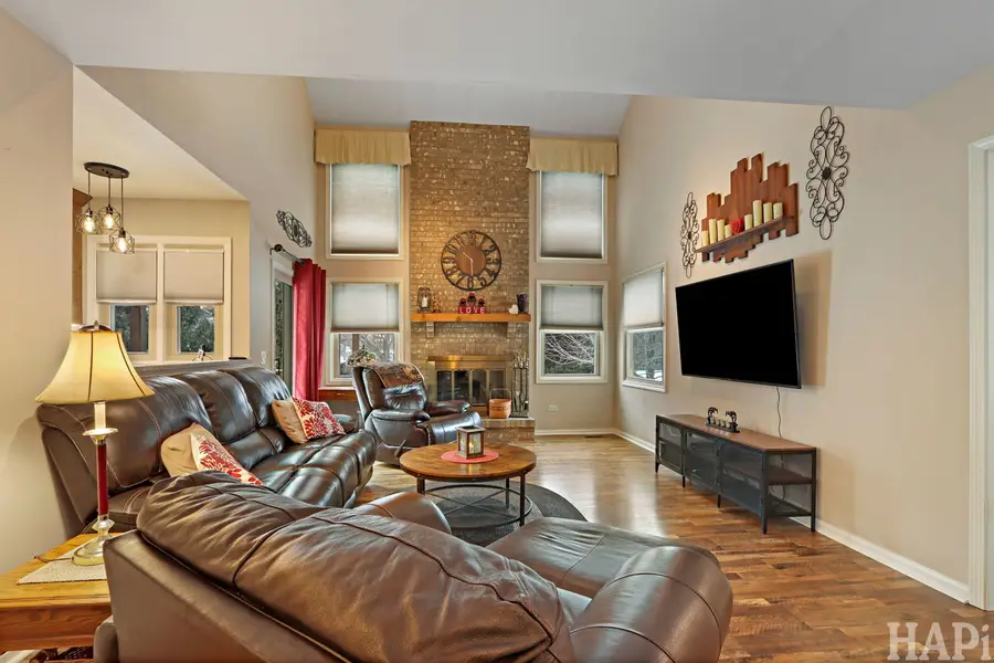 84 Foxboro Lane, Gurnee, IL 60031 - Image #3