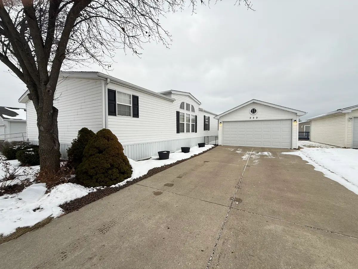 333 Lilac Lane, Matteson, IL 60443 - Image #1