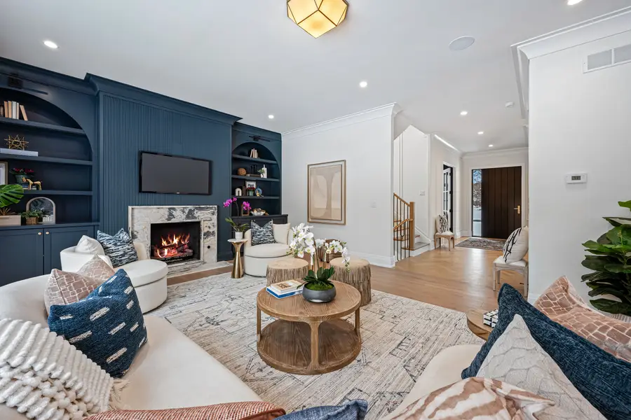 1427 Kenilworth Lane, Glenview, IL 60025 - Image #3