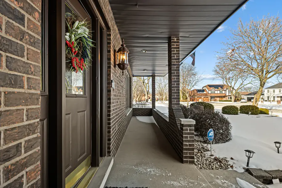 1130 N Thatcher Lane, Addison, IL 60101 - Image #3