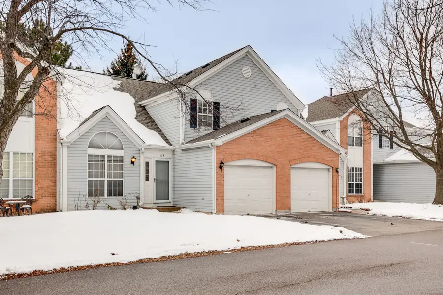 134 Heritage Court, Gurnee, IL 60031 - Image #2