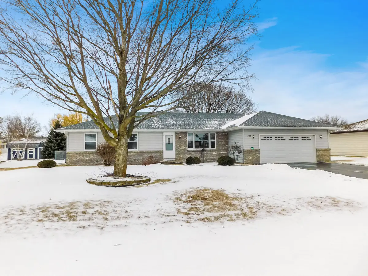 755 Loomis Drive, Rockton, IL 61072 - #1