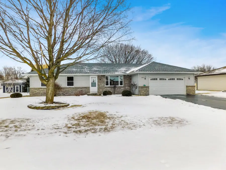 755 Loomis Drive, Rockton, IL 61072 - #2