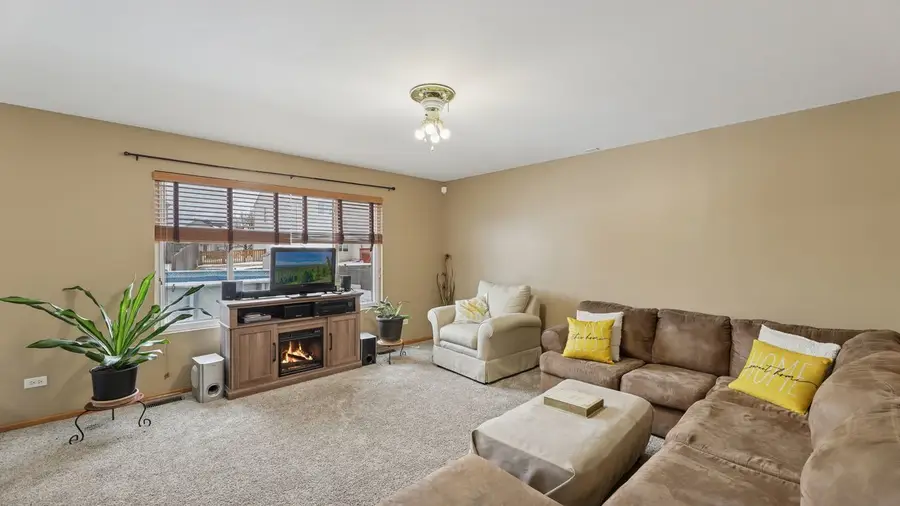 6120 Smokey Ridge Drive, Plainfield, IL 60586 - Image #3